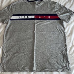 Tommy Hilfiger tshirt